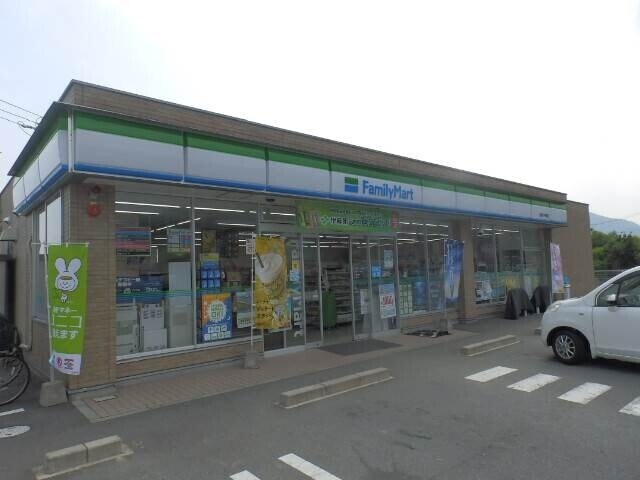 コンビニまで300m※ファミリーマート　松阪小片野店 コージー　グローヴⅠ