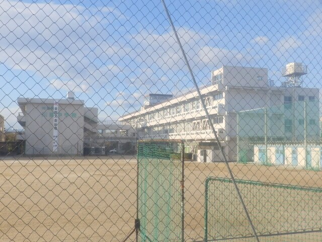 中学校/中等教育学校まで1600m※川越町立川越中学校 カーザ・エスペランサⅡ　Ｂ