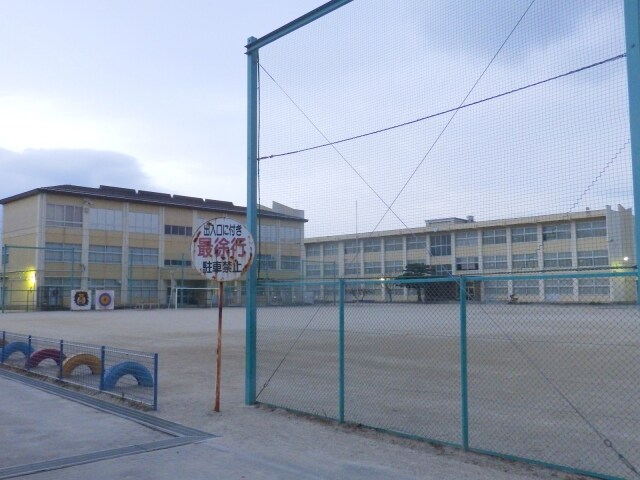 小学校まで2200m※四日市市立大矢知興譲小学校 サンポート松寺A棟