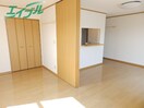 居室・リビング別部屋の写真です AZUR長島