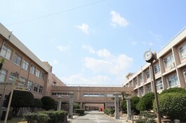 三重県立四日市高等学校