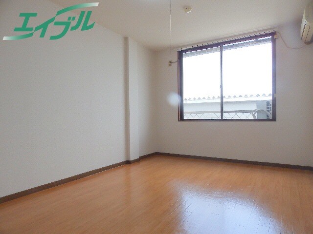 同型部屋写真です。 近鉄名古屋線/新正駅 徒歩8分 3階 築33年