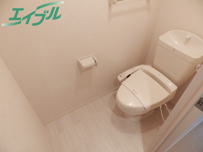 トイレ同一物件の別部屋の写真です 近鉄湯の山線/伊勢松本駅 徒歩20分 2階 築13年