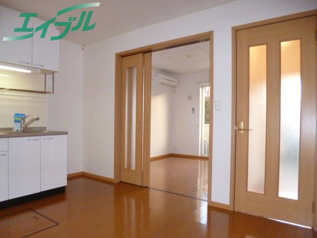 同タイプの部屋写真です。 近鉄名古屋線/北楠駅 徒歩27分 1階 築14年