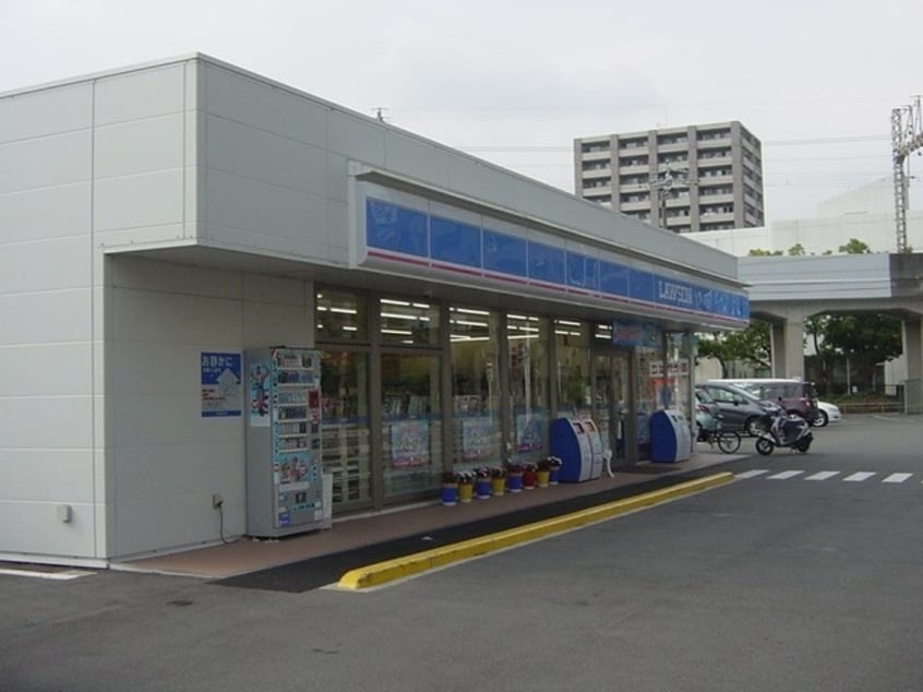 コンビニまで400m※ローソン　四日市芝田店 近鉄湯の山線/近鉄四日市駅 徒歩9分 4階 築37年