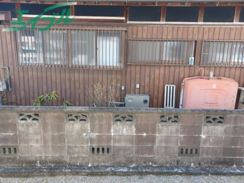  近鉄湯の山線/伊勢川島駅 徒歩12分 1階 築34年