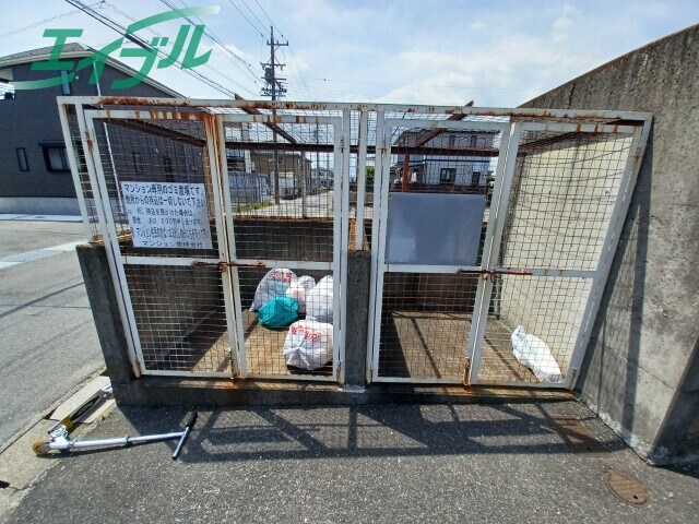  四日市あすなろう鉄道内部線/日永駅 徒歩10分 1階 築22年