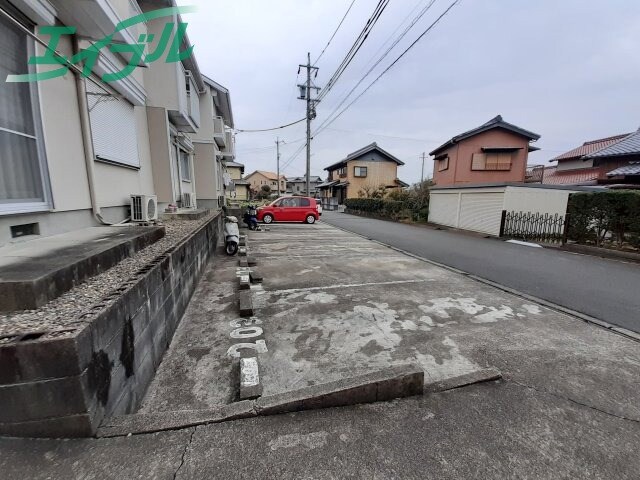  近鉄湯の山線/伊勢川島駅 徒歩12分 1階 築33年