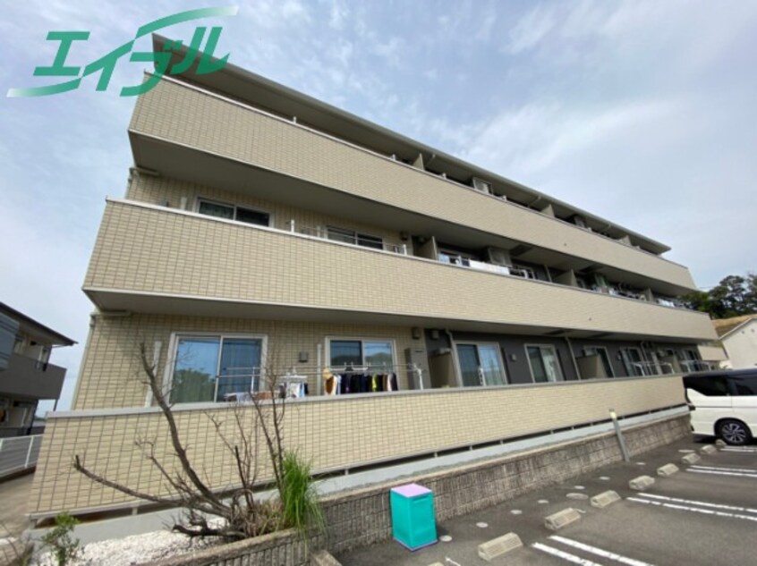 建物外観 近鉄湯の山線/伊勢川島駅 徒歩5分 3階 築12年
