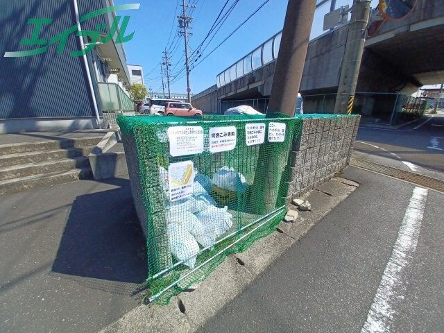  関西本線（東海）/富田浜駅 徒歩5分 1階 築15年