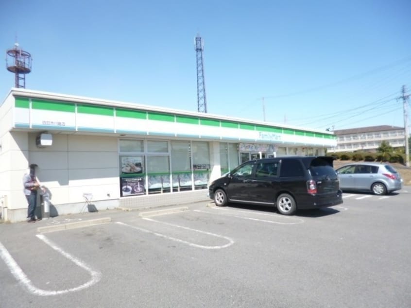 コンビニまで300m※ファミリーマート　四日市川島町店 近鉄湯の山線/伊勢川島駅 徒歩7分 2階 築36年