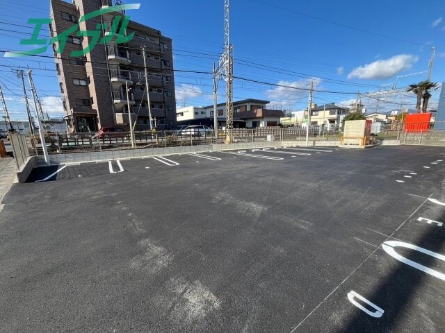  近鉄湯の山線/伊勢松本駅 徒歩3分 1階 1年未満