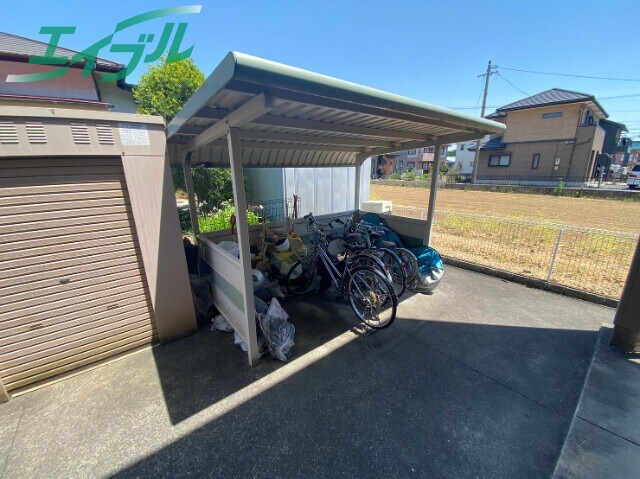  近鉄湯の山線/伊勢松本駅 徒歩20分 1階 築25年