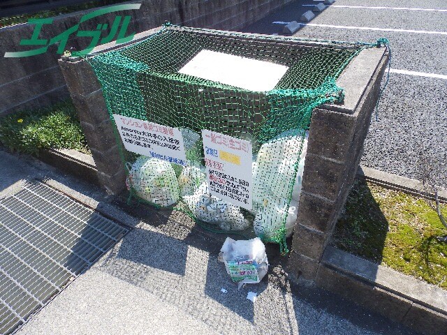  近鉄湯の山線/伊勢松本駅 徒歩8分 1階 築24年