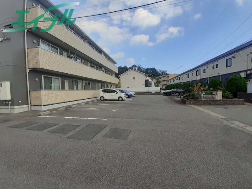  近鉄湯の山線/伊勢川島駅 徒歩12分 2階 築12年