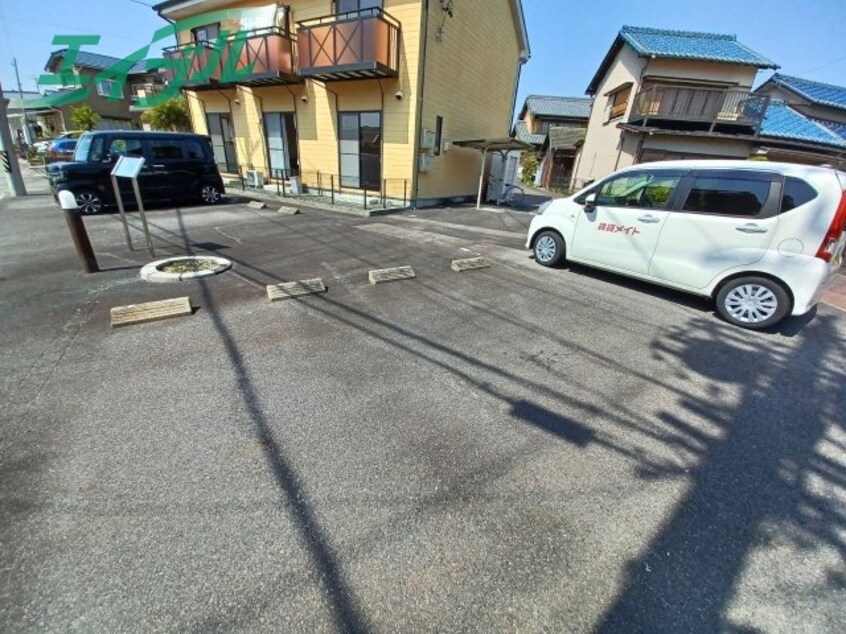  近鉄湯の山線/伊勢川島駅 徒歩8分 1階 築21年