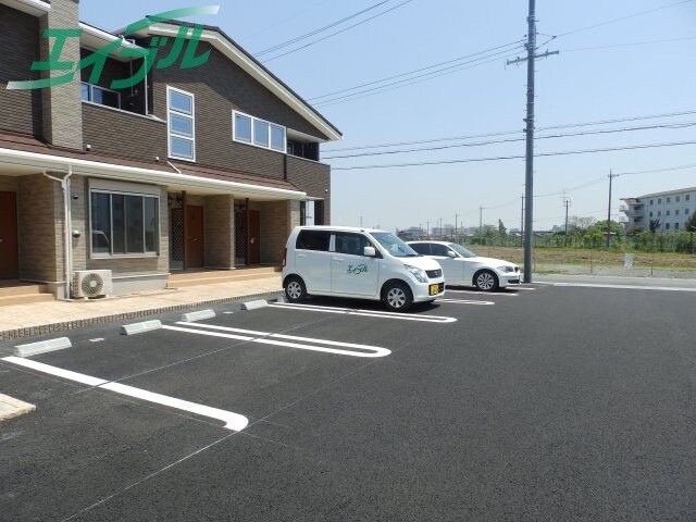  近鉄湯の山線/伊勢松本駅 徒歩12分 2階 築10年