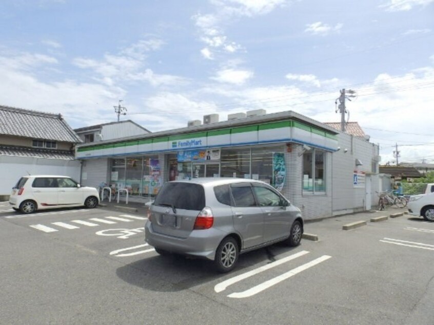 コンビニまで300m※ファミリーマート　四日市東坂部店 モナリエ三宅