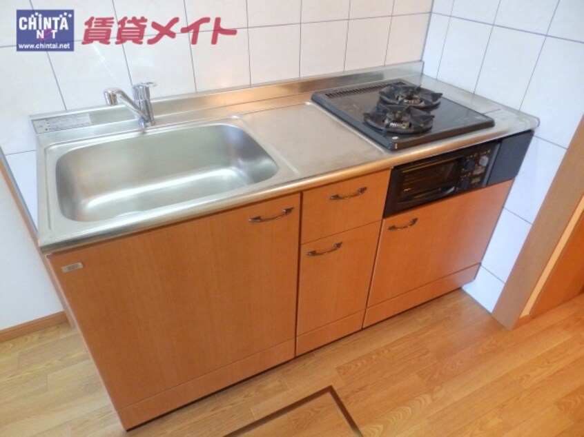 キッチン同物件の別のお部屋の写真になります。 プレッソリーバ