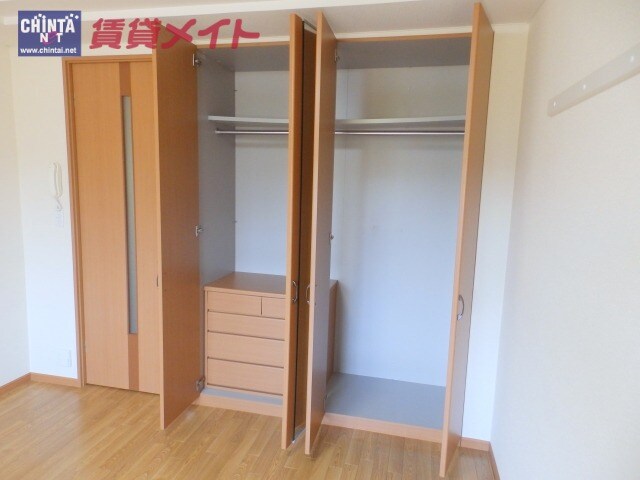 収納同物件の別のお部屋の写真になります。 プレッソリーバ