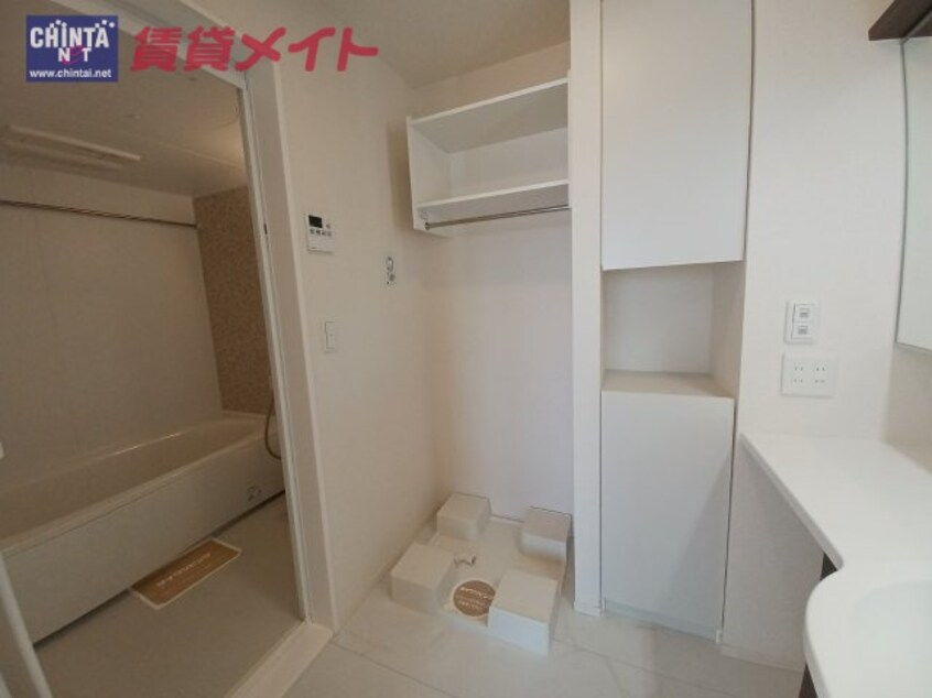 別部屋同型参照 クレール　クロノス