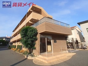 CENTER VILLAGE2008