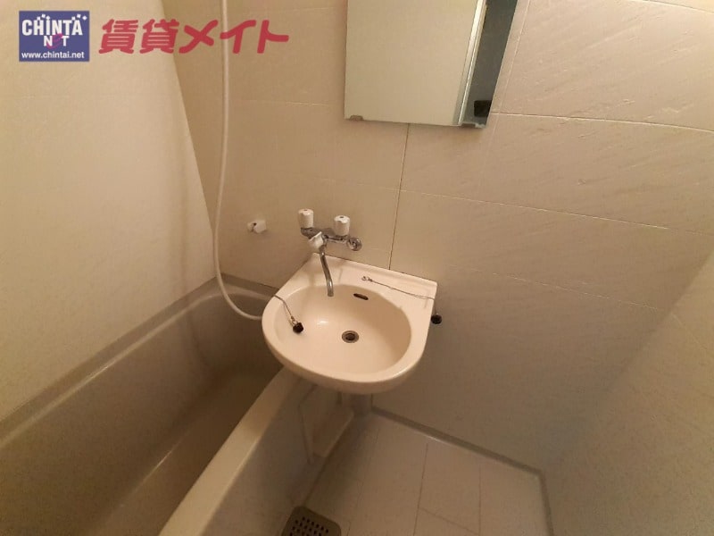 同タイプの部屋写真です。 ロジュマン生桑