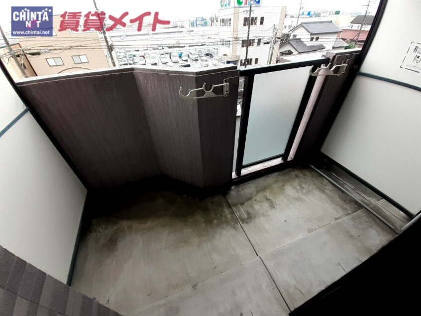 同タイプの部屋写真です。 ロジュマン生桑