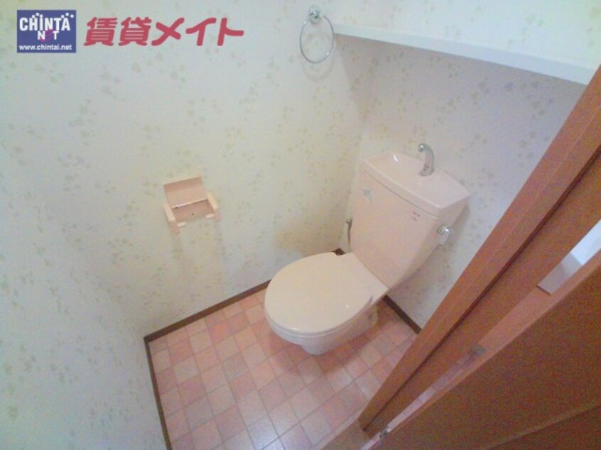 トイレ同型参考写真 グレイス