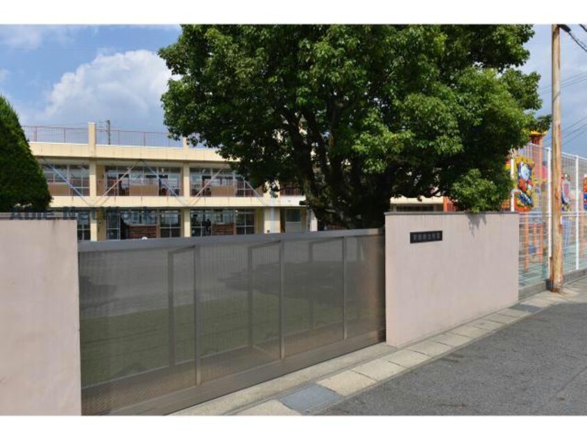 東春暁幼稚園(幼稚園/保育園)まで560m 里水マンションA