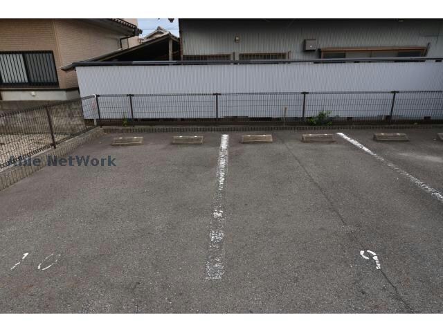  レオパレス東三郷