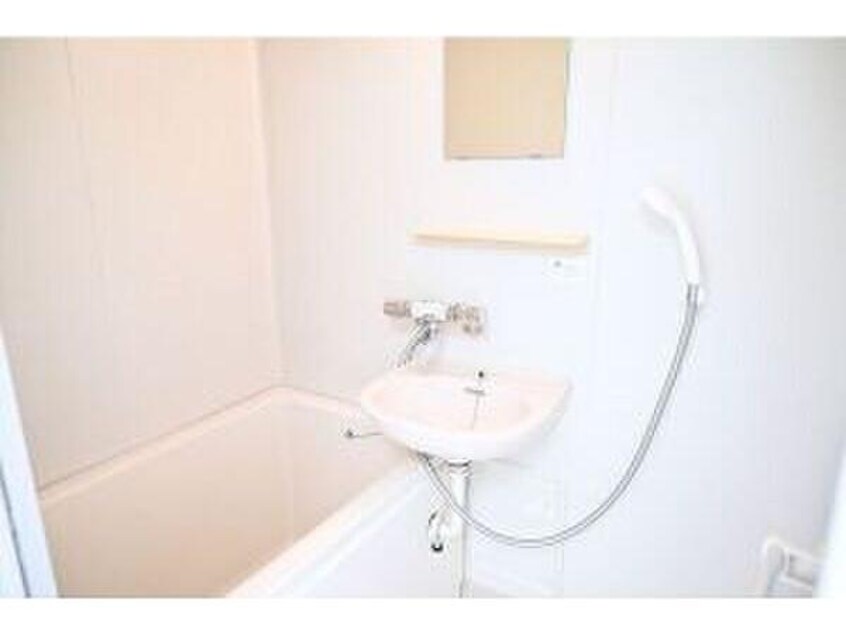  トラッドハウスYK　B棟