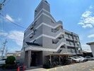 シャンテクレアの外観