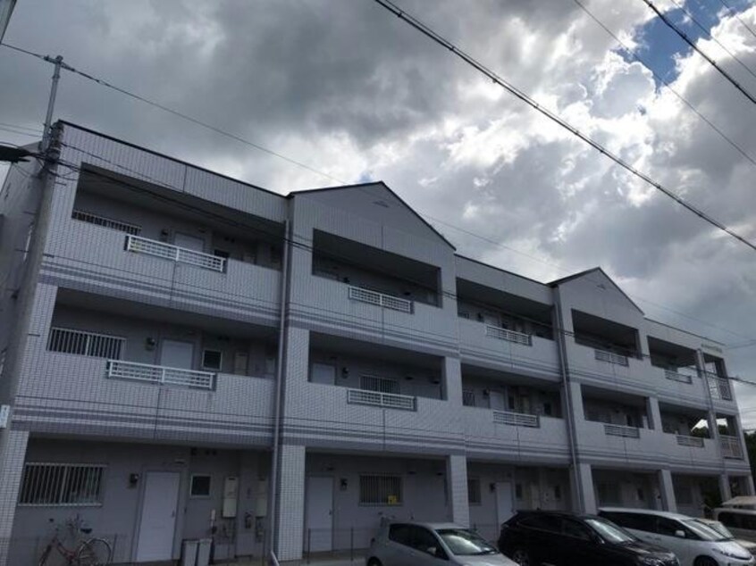  ロイヤルタウン天子田