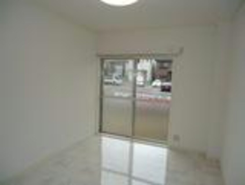  ロイヤルタウン天子田