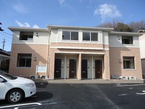 シャイニー竜泉寺