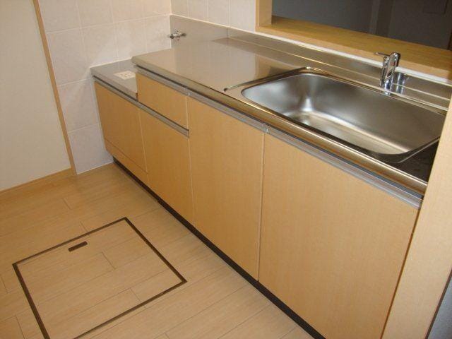  メゾン ガーベラ