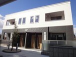 メナージュ旭前