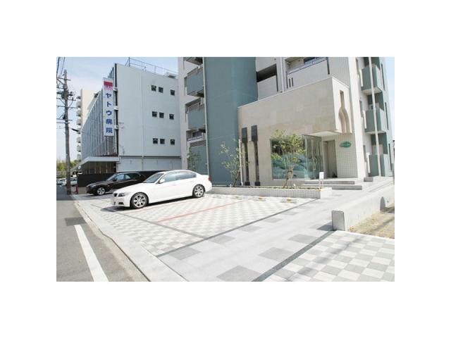  パラシオン西新