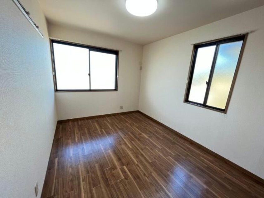  フローリッシュ　B