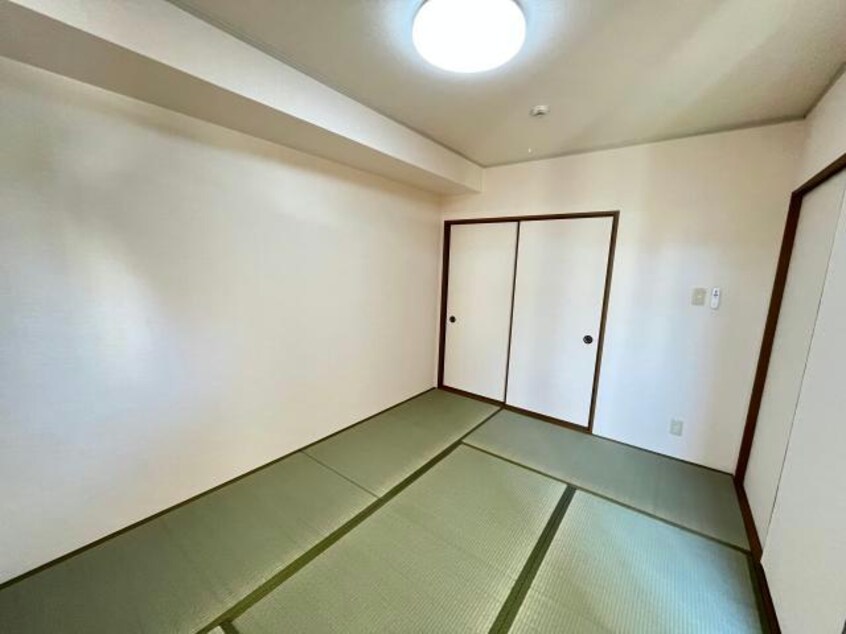  フローリッシュ　B