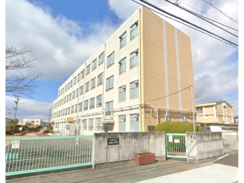 名古屋市立極楽小学校(小学校)まで950m CIELO名東