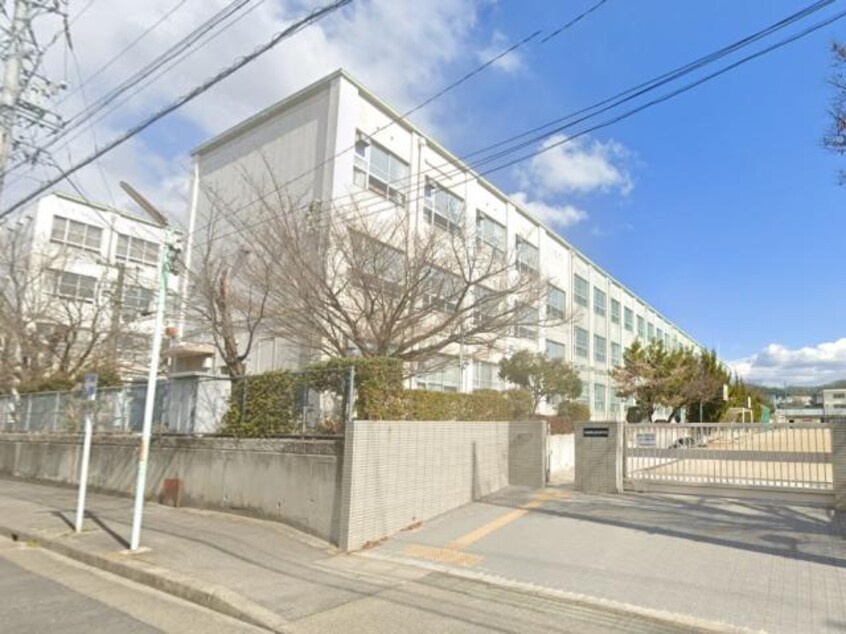 名古屋市立高針台中学校(中学校/中等教育学校)まで1228m CIELO名東