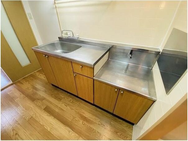  サープラスヤマダ