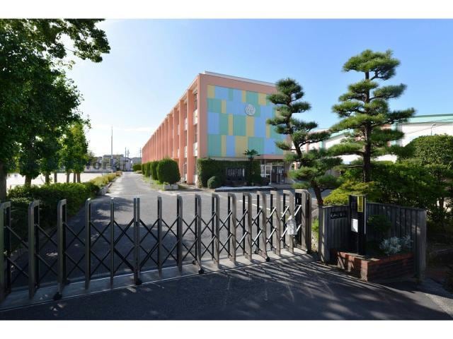 尾張旭市立城山小学校(小学校)まで1204m ヴィーナスⅡ