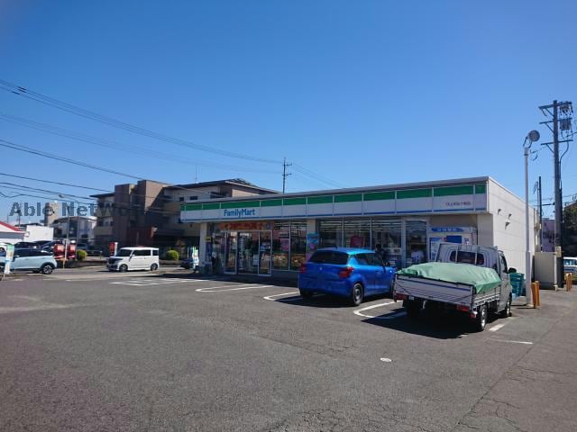 ファミリーマート守山本地ヶ原店(コンビニ)まで474m プラムガーデン