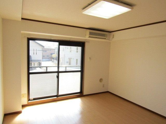  グリーンヒルズ