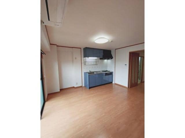  クレストハイム引山