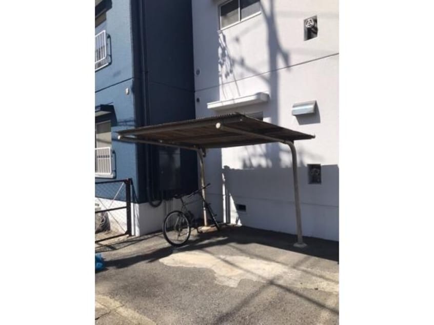  サンハイツ引山