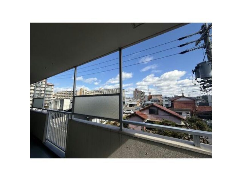  ユーハウス引山